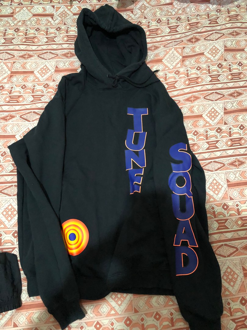 Tune squad hoodie nike clearance