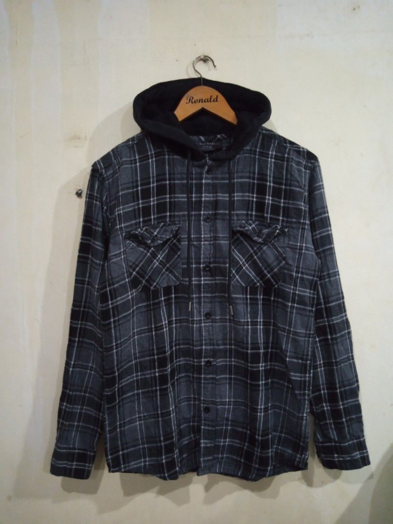 No boundaries plaid hoodie store