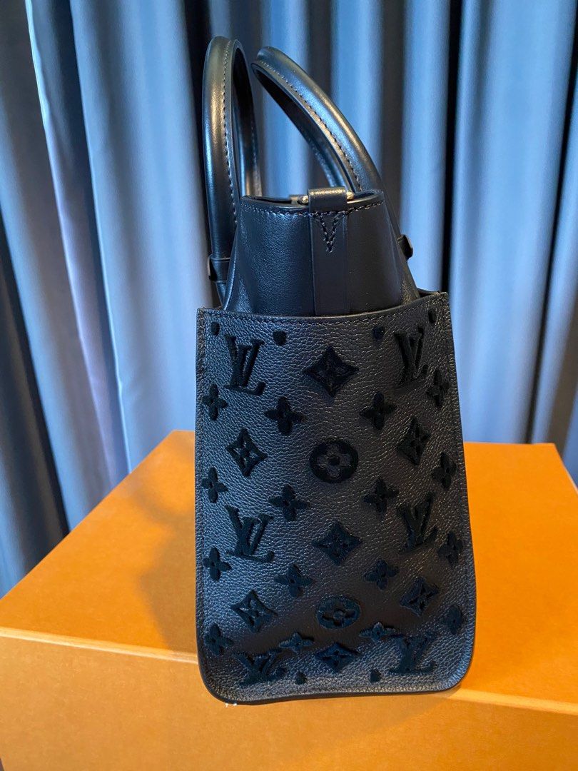 Louis Vuitton Travel Bag Monogram France size H19 x W25 x D7.2 inch Used