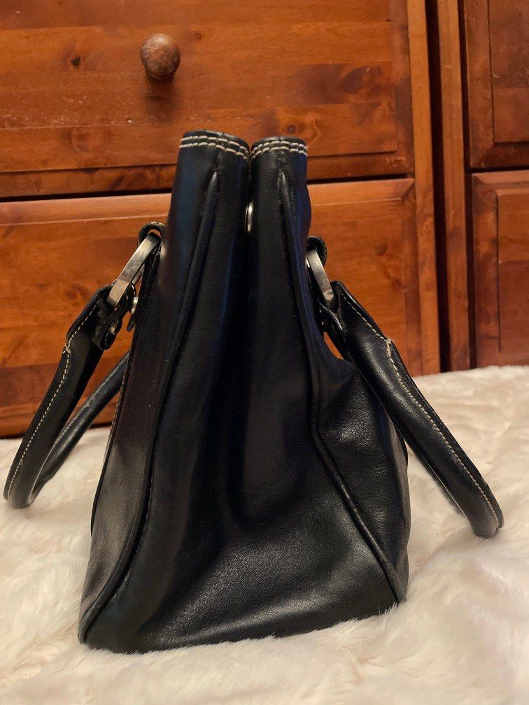 Osprey black on sale leather bag