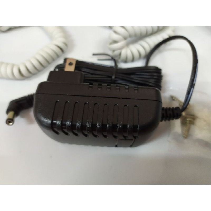 PHONE INTERCOM 4CH/6CH (Category: Office & Business Technology) located in Manila. Submitted by sdfsolutions (Listing ID 1203923553, Image 3). Description: Unit and adapter only (no wire included) Adapter Included 12V, 1A via UTP cables or any 4wire cables Technical parameter 1.Input voltage: AC 100-240V 50Hz/60Hz 2. Working voltage: DC 12V 3. Power dissipation: static state: <1.2W 4. Talking: <1.5W 5 Audio anti-distortion power: not more than 20