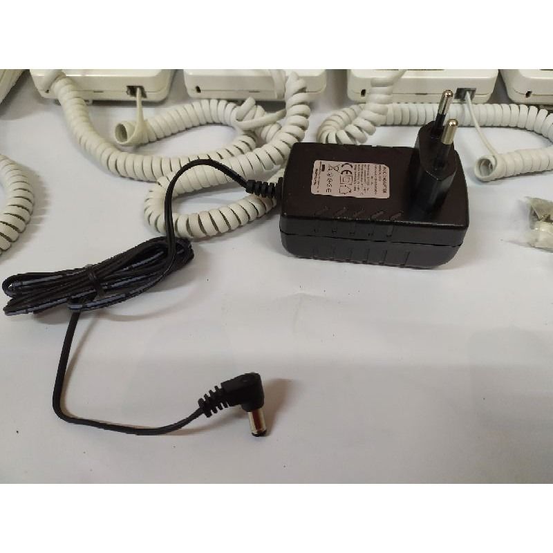 PHONE INTERCOM 4CH/6CH (Category: Office & Business Technology) located in Manila. Submitted by sdfsolutions (Listing ID 1203923553, Image 2). Description: Unit and adapter only (no wire included) Adapter Included 12V, 1A via UTP cables or any 4wire cables Technical parameter 1.Input voltage: AC 100-240V 50Hz/60Hz 2. Working voltage: DC 12V 3. Power dissipation: static state: <1.2W 4. Talking: <1.5W 5 Audio anti-distortion power: not more than 20
