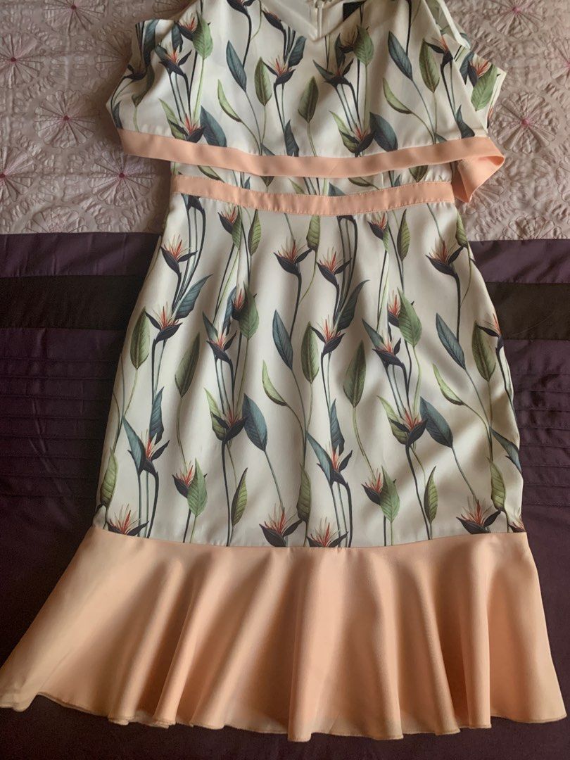 Plains and Prints Dress (Category: Dresses) located in Floridablanca. Submitted by pattyvitug (Listing ID 1203752036, Image 3). Description: - washed but not used - free sf - gcash payment.