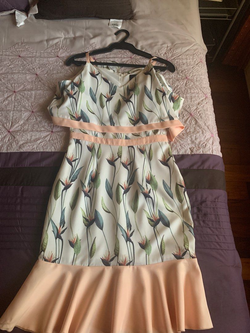 Plains and Prints Dress (Category: Dresses) located in Floridablanca. Submitted by pattyvitug (Listing ID 1203752036, Image 1). Description: - washed but not used - free sf - gcash payment.