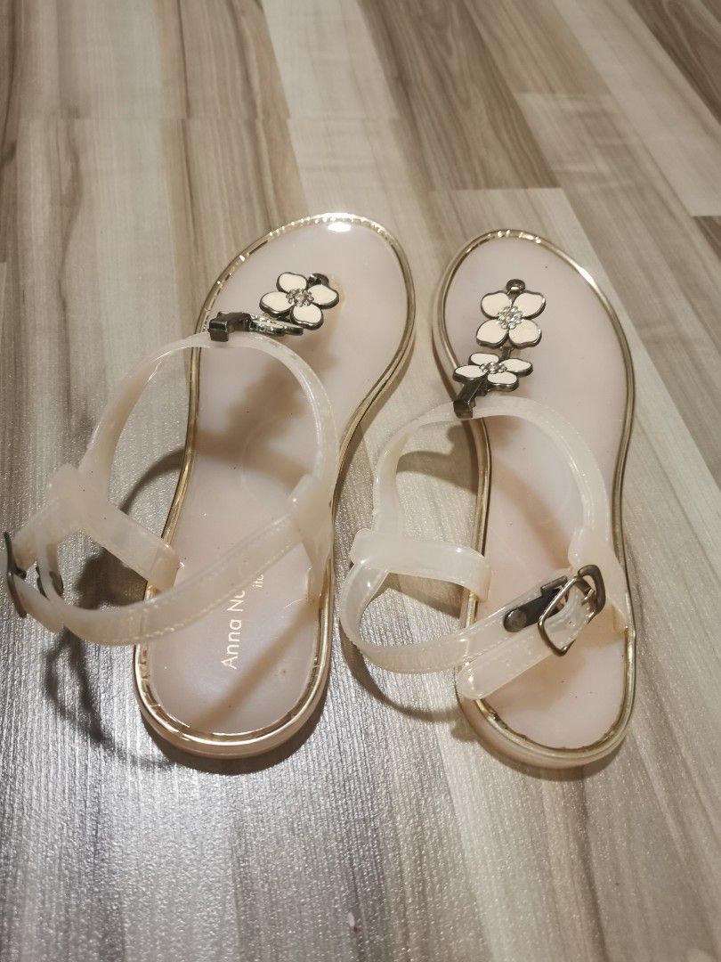 Flip flops 2025 for rainy season
