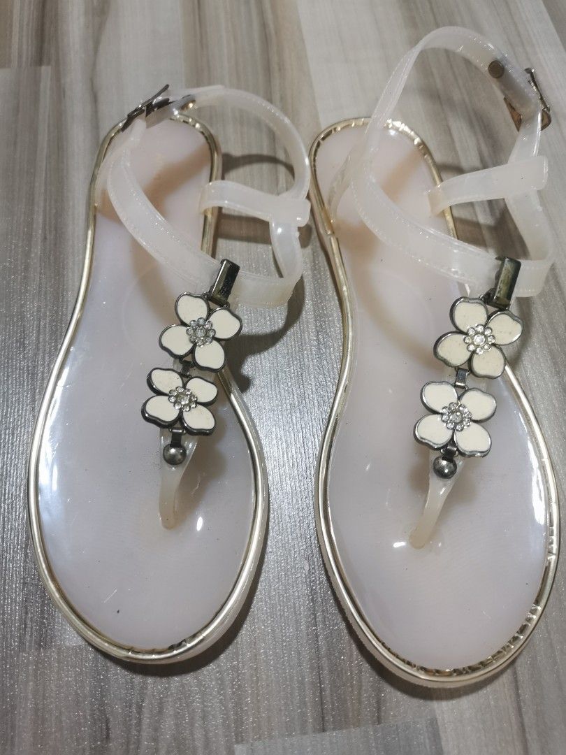 Rainy season flip flops best sale