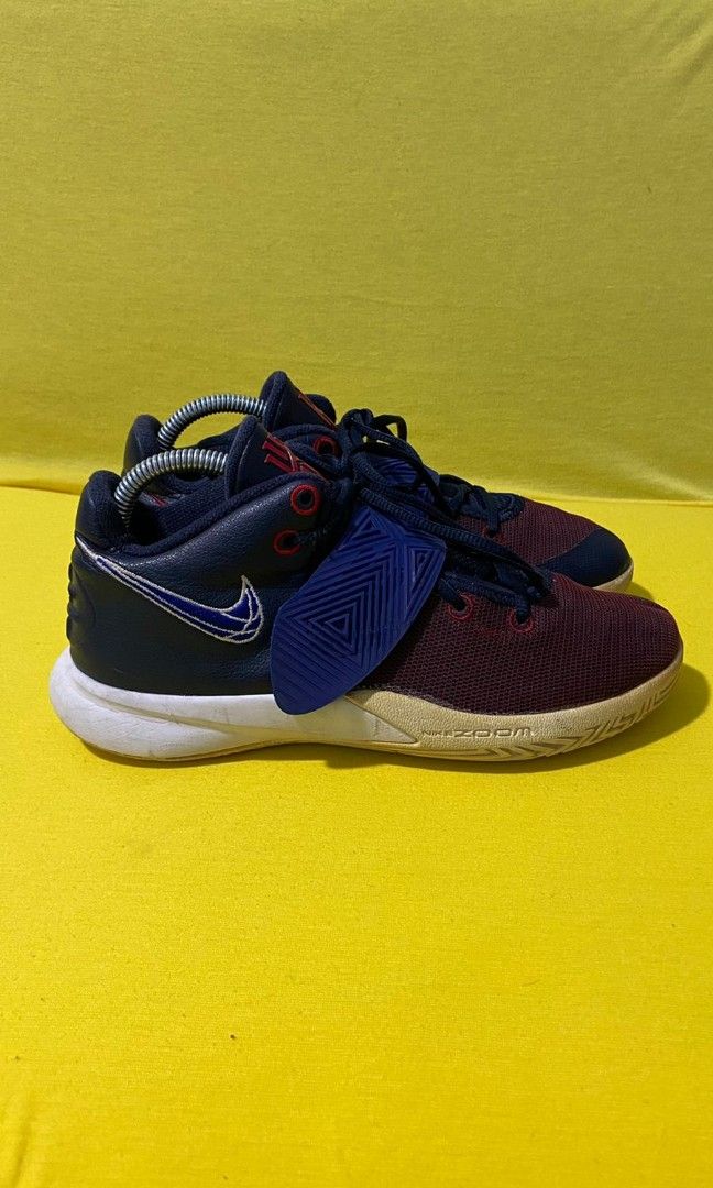 Nike Kyrie Flytrap III EP Bordeaux Obsidian Fesyen Pria Sepatu