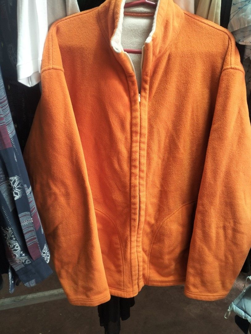 Reversal jacket Uniqlo brand, Men's Fashion, Coats, Jackets and