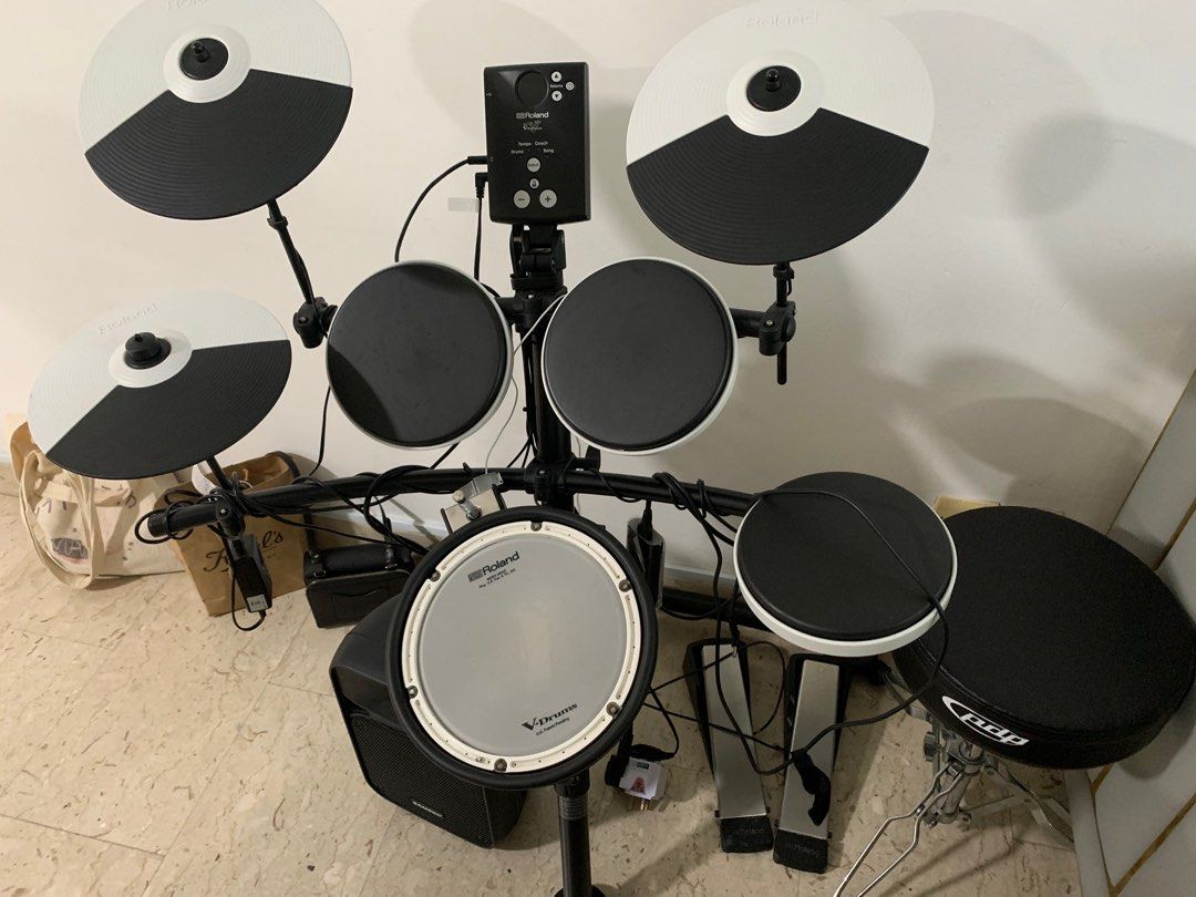 Roland VDrums Electronic Drum Set, Hobbies & Toys, Music & Media