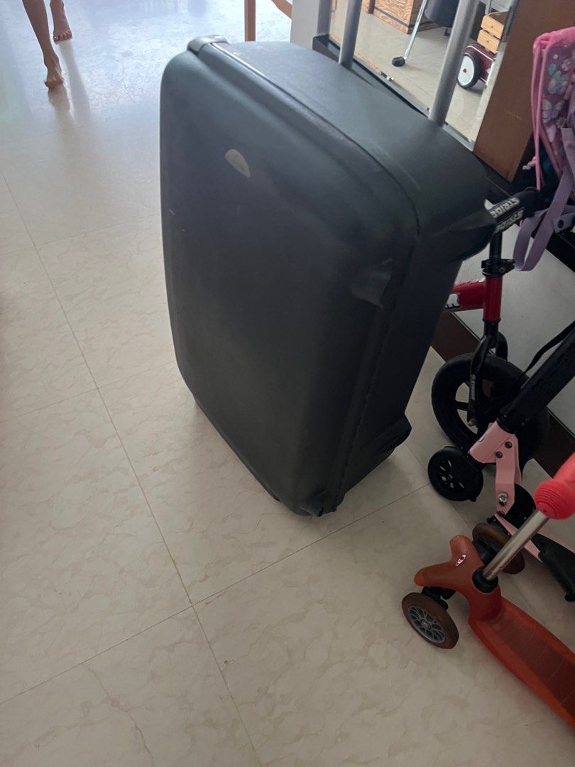 Samsonite Hard Cover Luggage, Hobbies & Toys, Travel, Luggage on Carousell