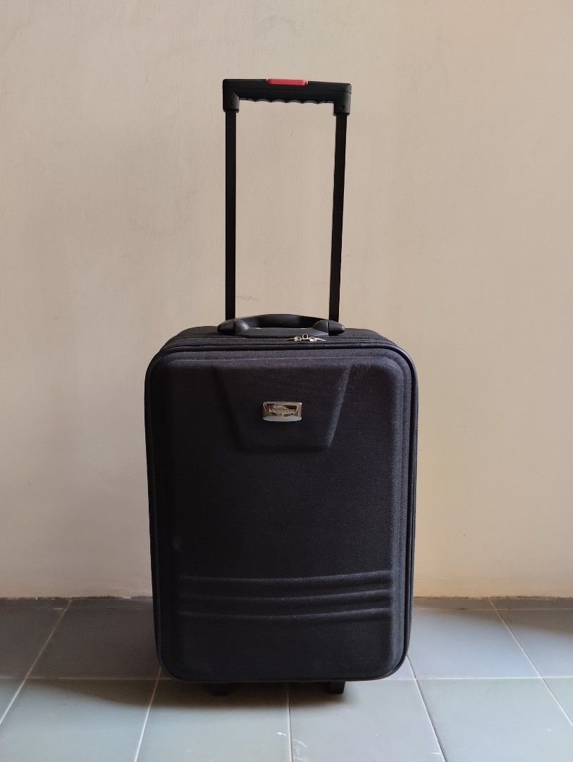 Satchi House Cabin Luggage 2 wheels, Hobbies & Toys, Travel, Luggage