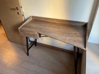 （分類：）位於 。 由 royston_12 提交（商品編號 1203844797，圖片 1）。簡介： 。