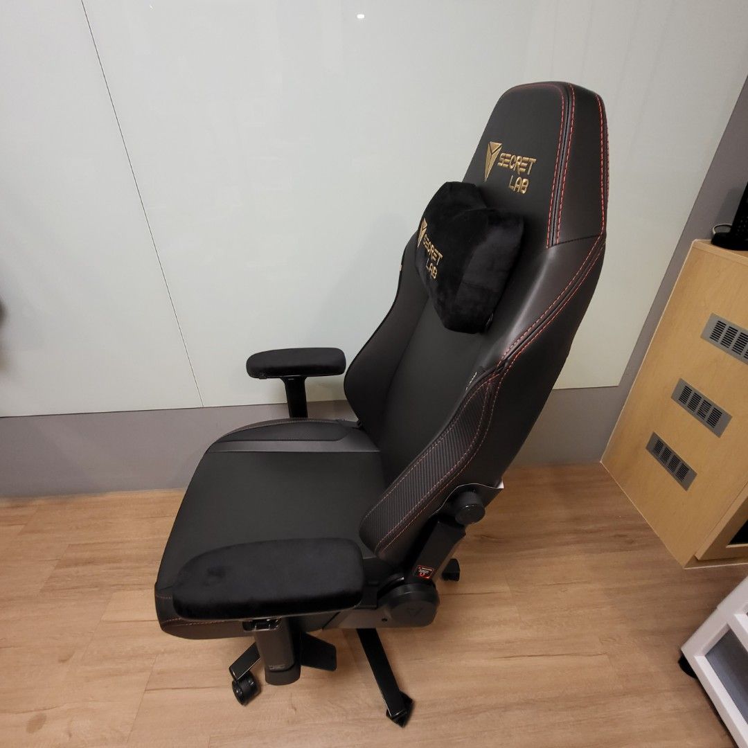 Secret Lab Gaming Chair, Furniture & Home Living, Furniture, Chairs on