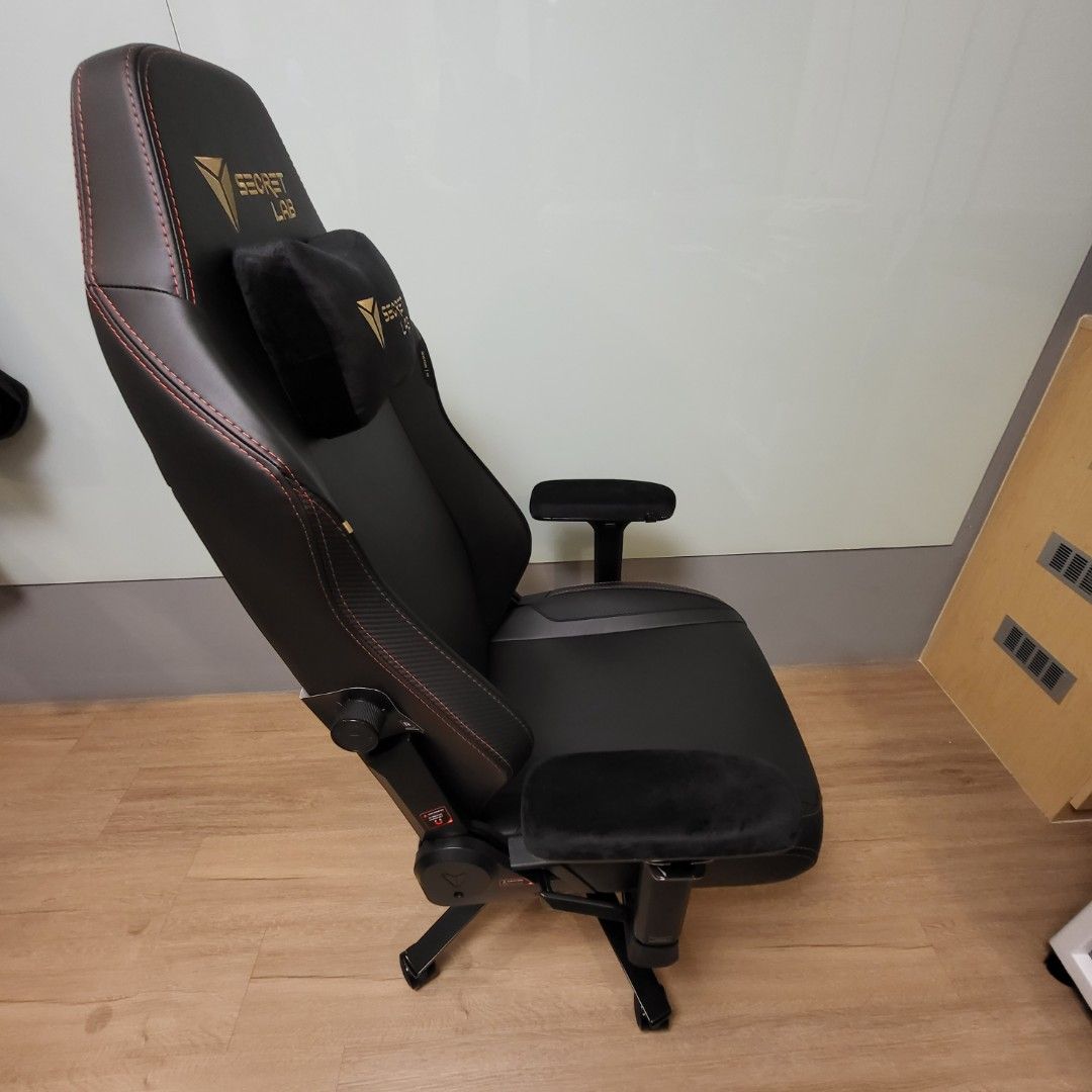 Secret Lab Gaming Chair, Furniture & Home Living, Furniture, Chairs on