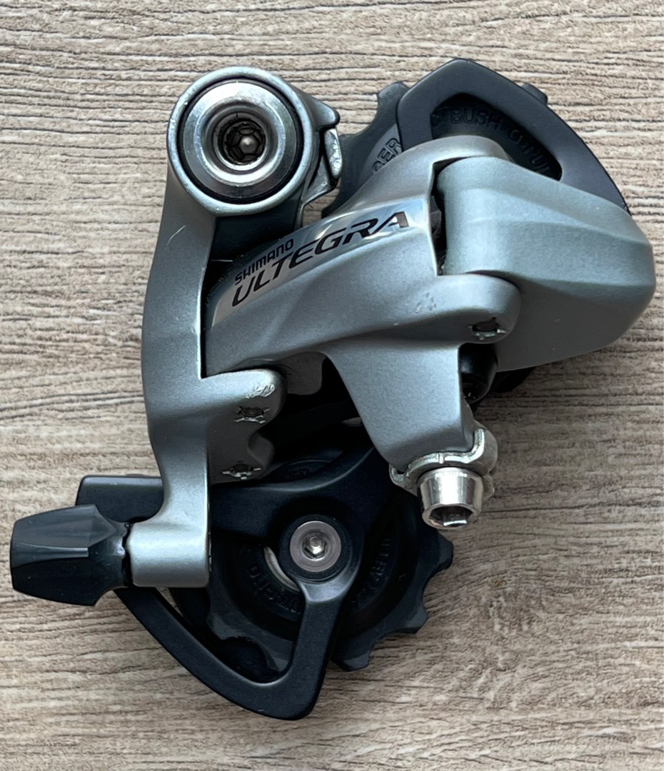 Shimano Ultegra Rear Derailleur- RD 6700, Sports Equipment, Bicycles ...