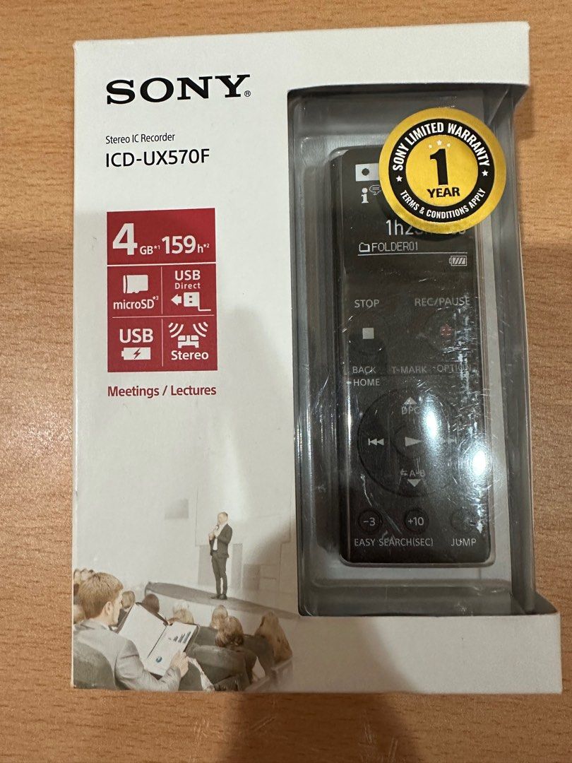 Sony ICDUX570F/ Digital Voice Recorder + Free Hard Case + 64 GB