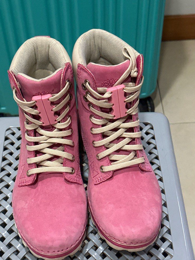 Timberland ladies boot, Women's Fashion, Footwear, Boots on Carousell