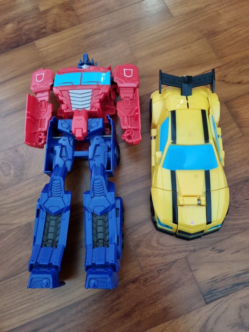 Transformer toys Optimus Prime and Bumblebee, Hobbies & Toys, Toys