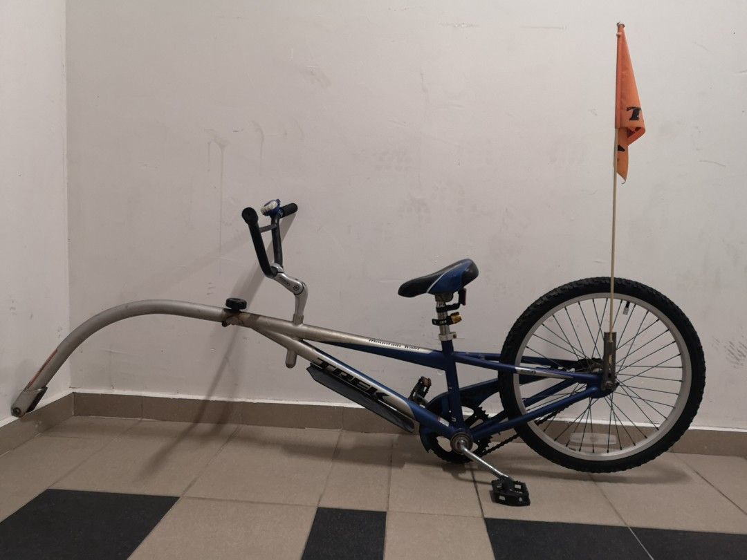 Trek trailer bike Sports Equipment Bicycles Parts Bicycles on