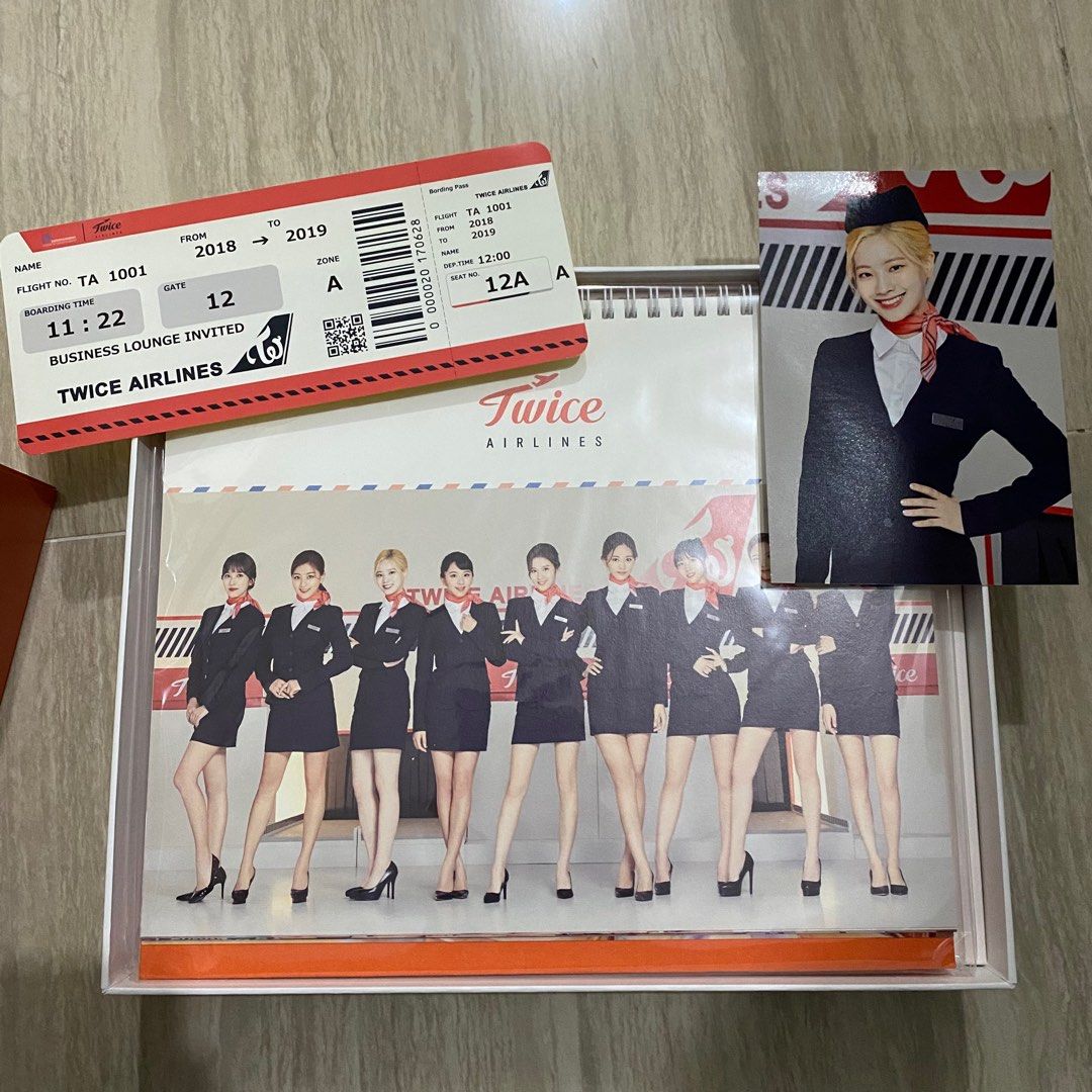 TWICE AIRLINES / Japan 2019 Season Greeting, 興趣及遊戲, 收藏品及