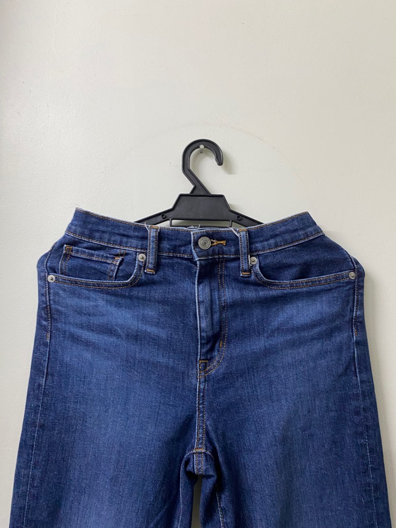 Uniqlo Jeans, Women's Fashion, Bottoms, Jeans & Leggings on Carousell