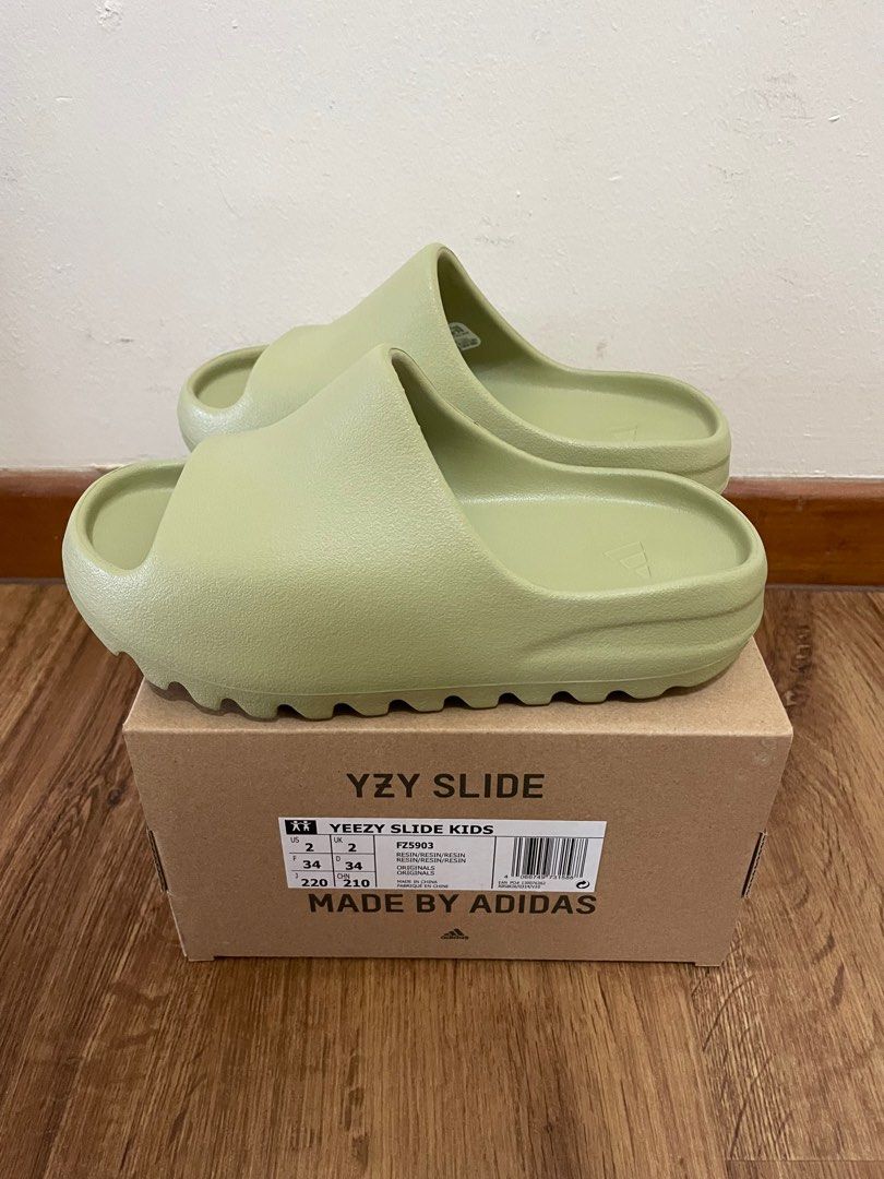 Yeezy slides on sale resin womens