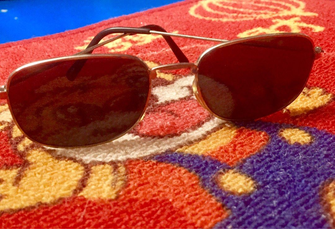 Vintage Sunglass, Men's Fashion, Watches & Accessories, Sunglasses