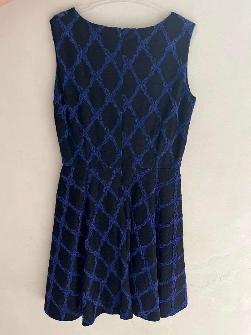 Viz a viz small dress, Women's Fashion, Dresses & Sets, Dresses on ...