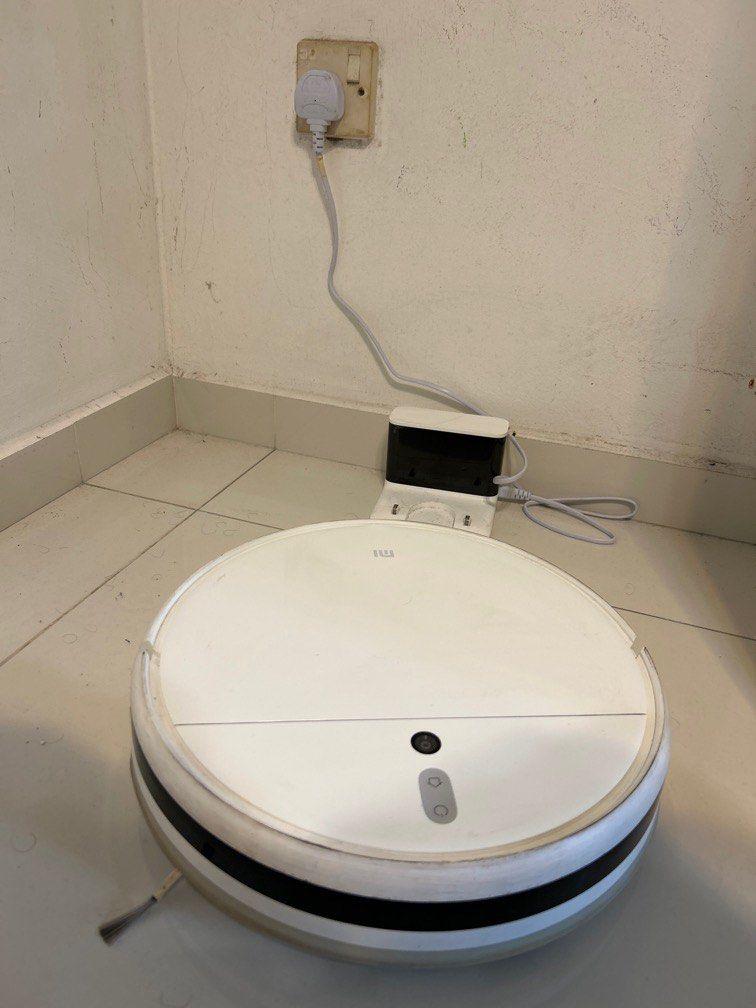 Xiaomi Roomba, TV & Home Appliances, Vacuum Cleaner & Housekeeping on