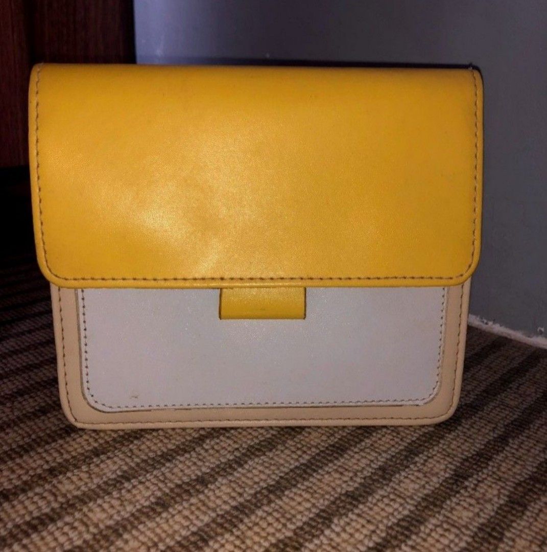 LAGUNA YELLOW LAURA SLING/BELT BAG
