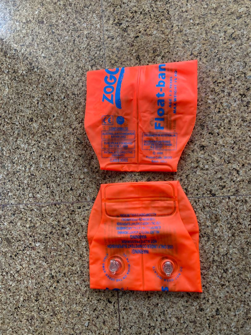 Zoggs Float Bands, Babies & Kids, Infant Playtime on Carousell