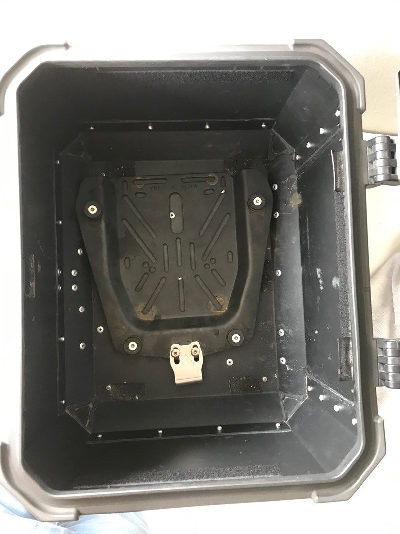 Used Top Box 45litre aluminium top box, Motorcycles, Motorcycle Accessories on Carousell