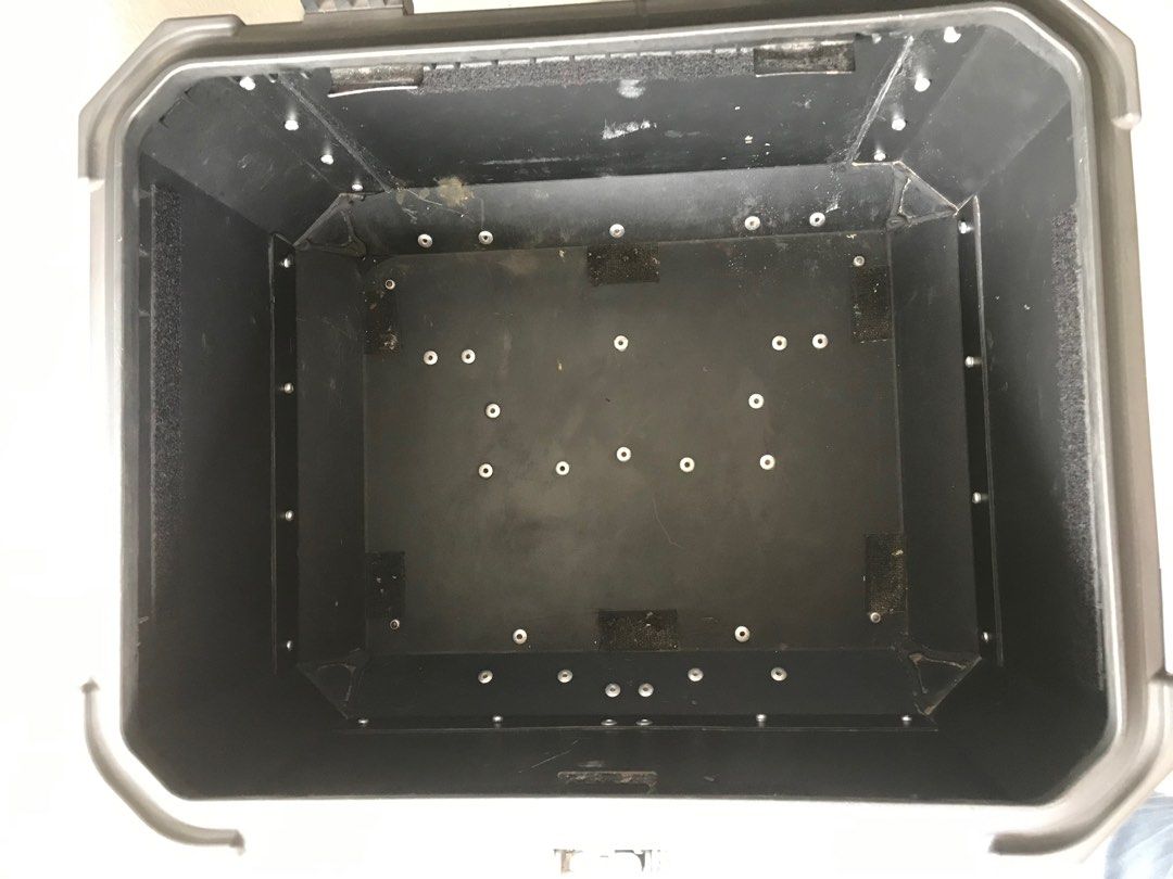 Used Top Box 45litre aluminium top box, Motorcycles, Motorcycle Accessories on Carousell