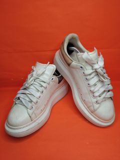 (Category: ) located in . Submitted by FootWearColleccion (Listing ID 1204042551, Image 1). Description: .