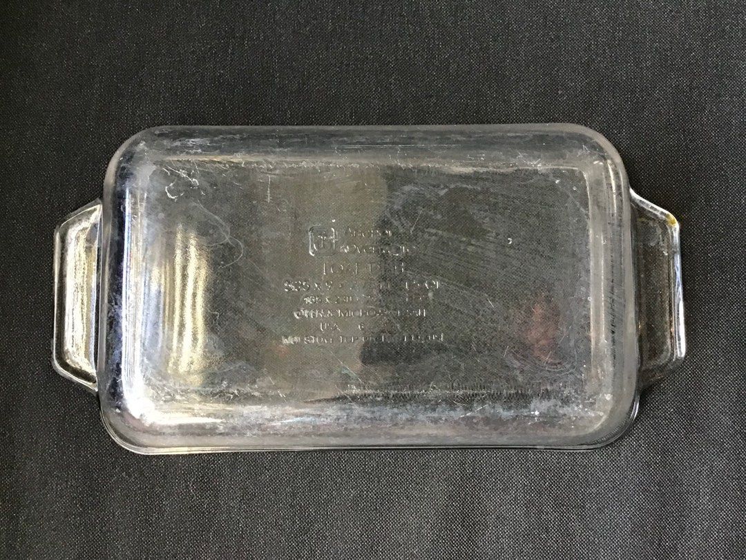 Anchor Ovenware Loaf Dish (Glass) (Category: Bakeware) located in Cavite. Submitted by charmed_elegance720 (Listing ID 1204003305, Image 2). Description: Oven and microwave safe 5.25 x 9 x 2.75 inches Capacity: 1.5 Wt. Issue: cloudy glass.