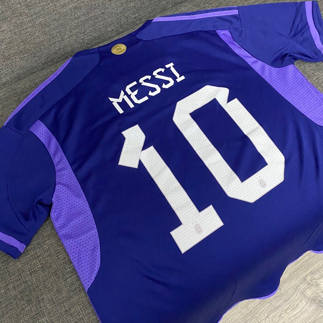 Argentina Messi Away Jersey, Men's Fashion, Activewear on Carousell