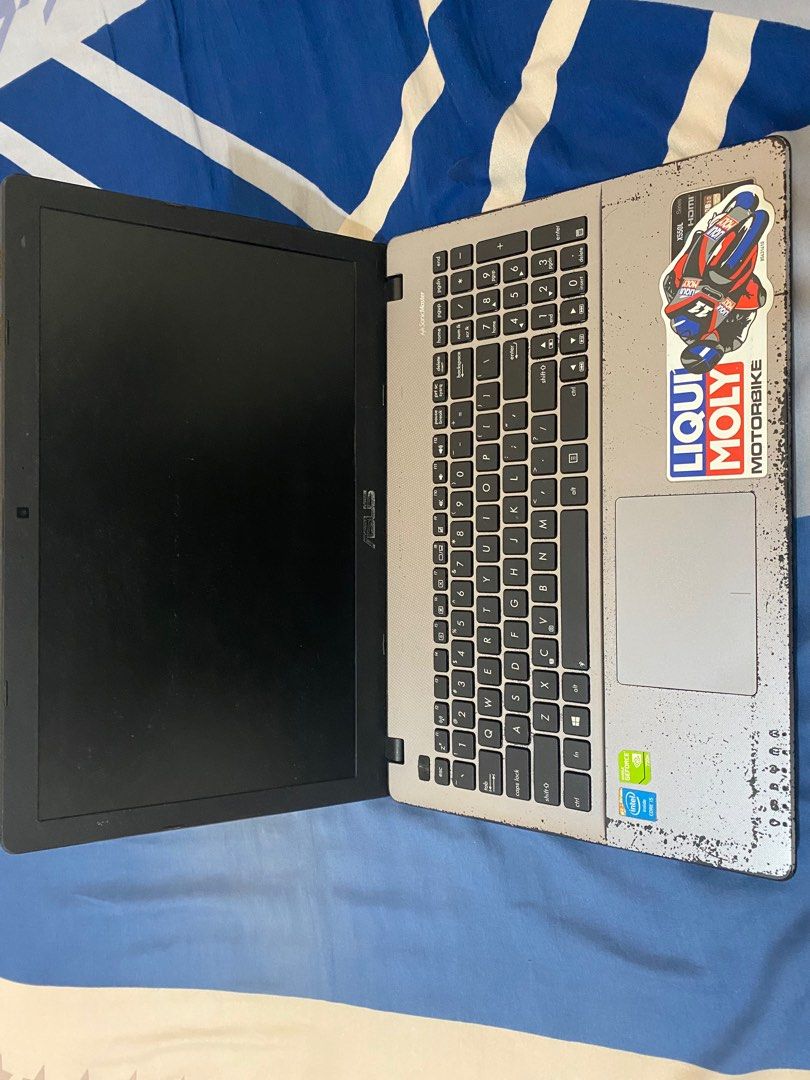 Asus X550L i5 4200U 4GB Ram 750GB HD 2GB Nvidia GeForce GT 720M