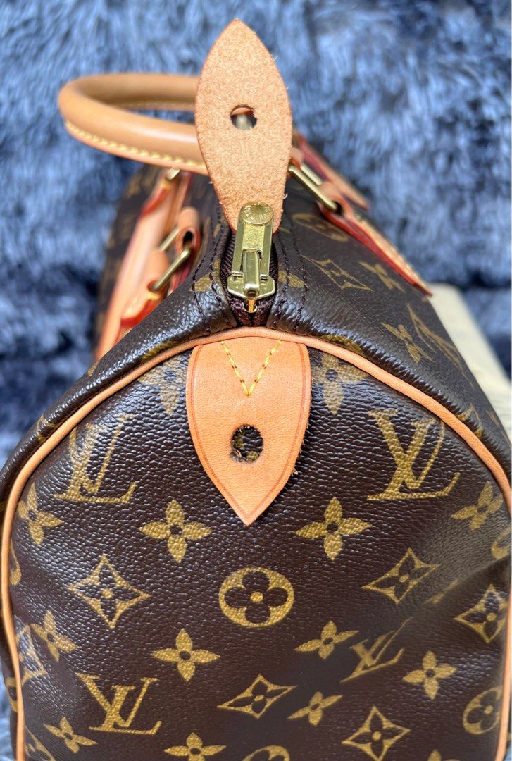 Authentic Louis Vuitton Speedy 30 Bandelioure Monogram, Luxury, Bags &  Wallets on Carousell