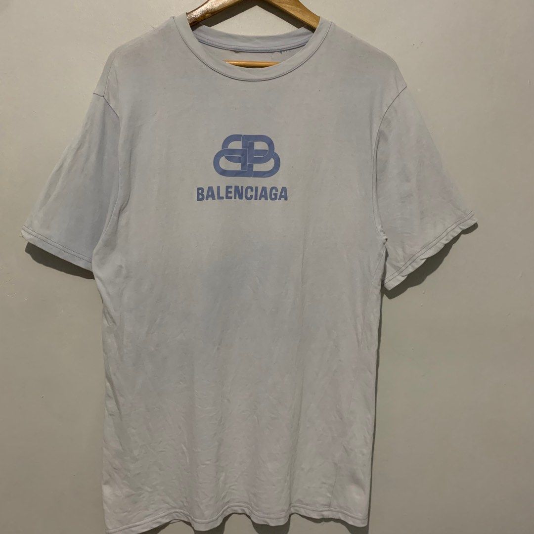 Balenciaga Distressed T-shirt, Men's Fashion, Tops & Sets, Tshirts & Polo  Shirts on Carousell