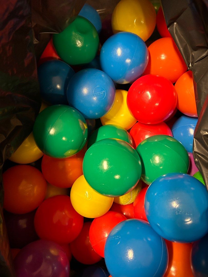 Ball pit balls, Hobbies & Toys, Toys & Games on Carousell