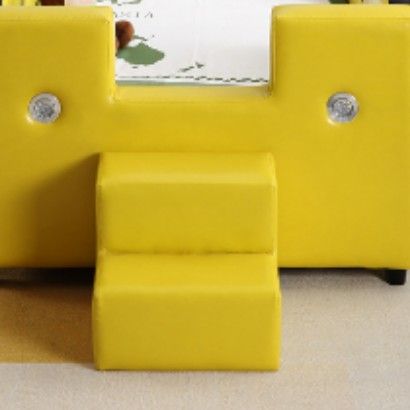 Bedside steps (Category: Bed Frames & Mattresses) located in Singapore. Submitted by june_c8868 (Listing ID 1204072633, Image 3). Description: bedside steps for toddlers. 2 steps before the toddlers can climb up the bed. comes in blue and pink. well used..