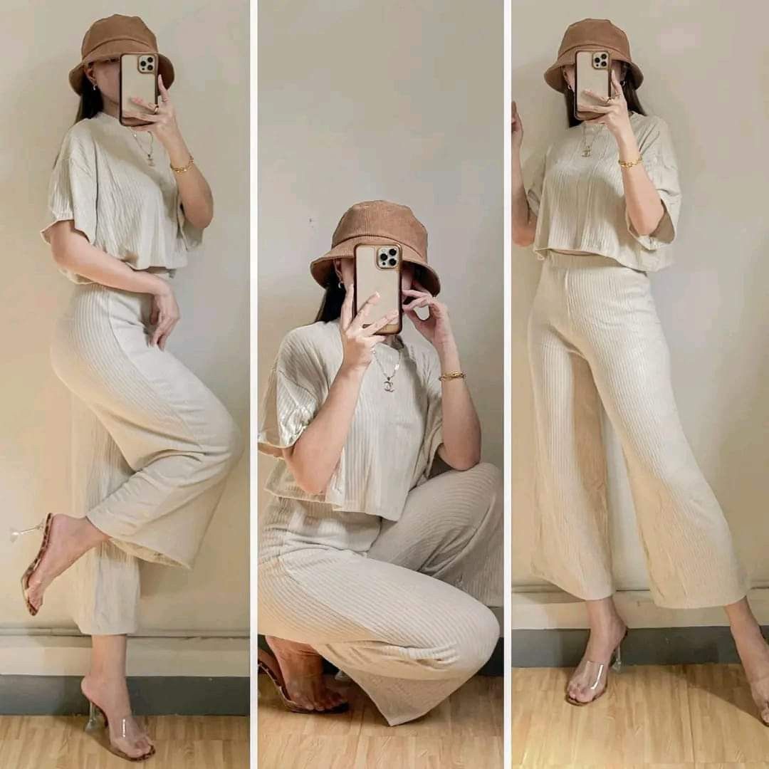 BIA TERNO (Category: Sets or Coordinates) located in Cainta. Submitted by agirlnamedkatkatII (Listing ID 1203971518, Image 2). Description: BIA TERNO P380.00 FABRIC: KOREA KNITTED FREESIZE CAN FIT FROM SMALL TO SEMI XL NOTE: PLEASE PROVIDE 2ND AND 3RD COLOR OPTION.