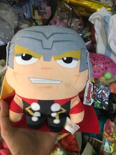 Boneka marvel thor
