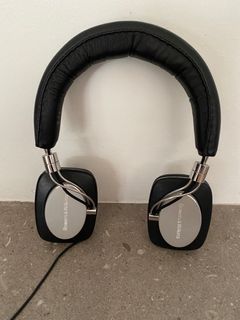Bowers and Wilkins P5 headphones (wired)