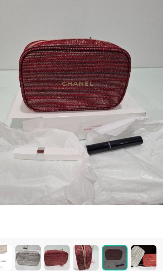 🌲22 CHANEL HOLIDAY GIFT SET🌲, Luxury, Bags & Wallets on Carousell