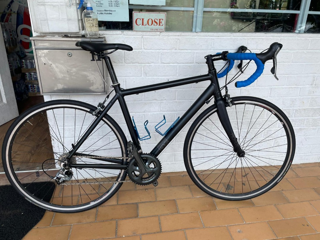 BrandX RD01 Specialised Racing Bike with upgraded parts, Sports