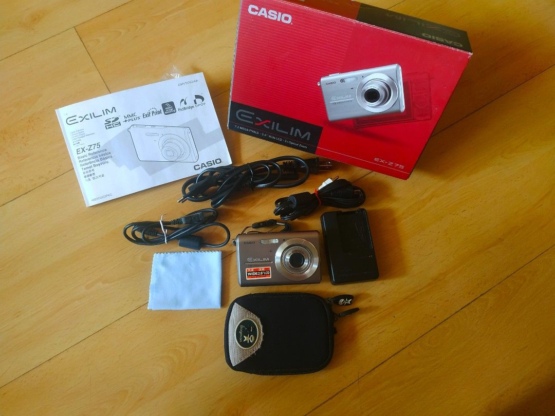 Casio Camera Exilim EX-Z75, Photography, Cameras on Carousell