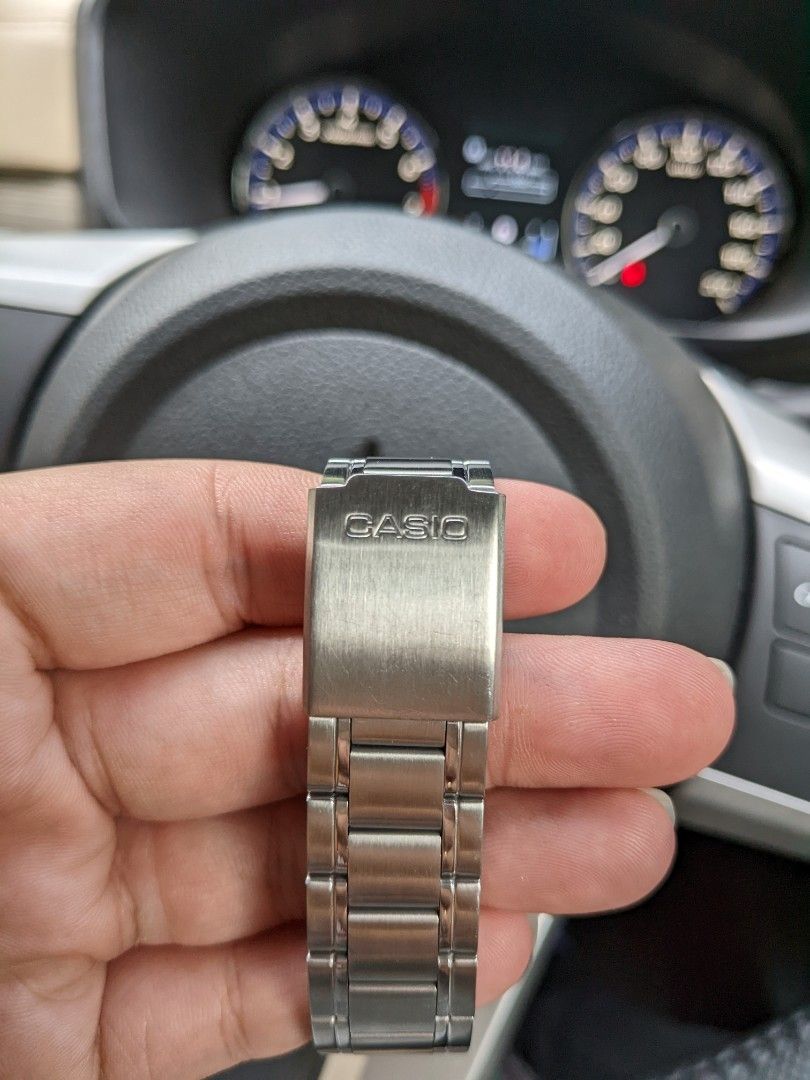 Casio MTP V004 Used Like New Complete Box, Fesyen Pria, Jam Tangan di ...