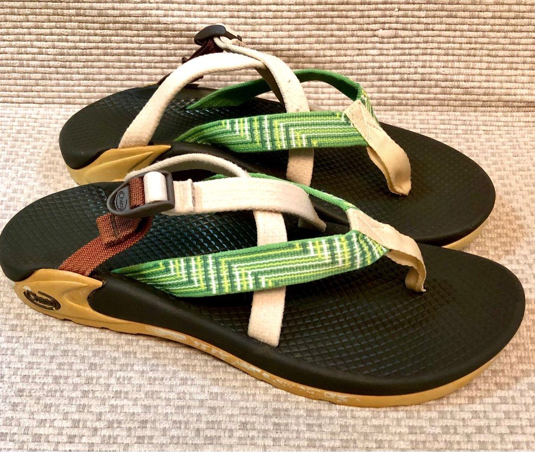 Chaco hipthong sandals hotsell