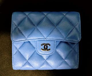 Affordable chanel medium flap wallet For Sale, Purses & Pouches